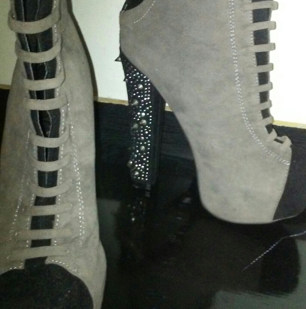Spiked black and gray platform heels
